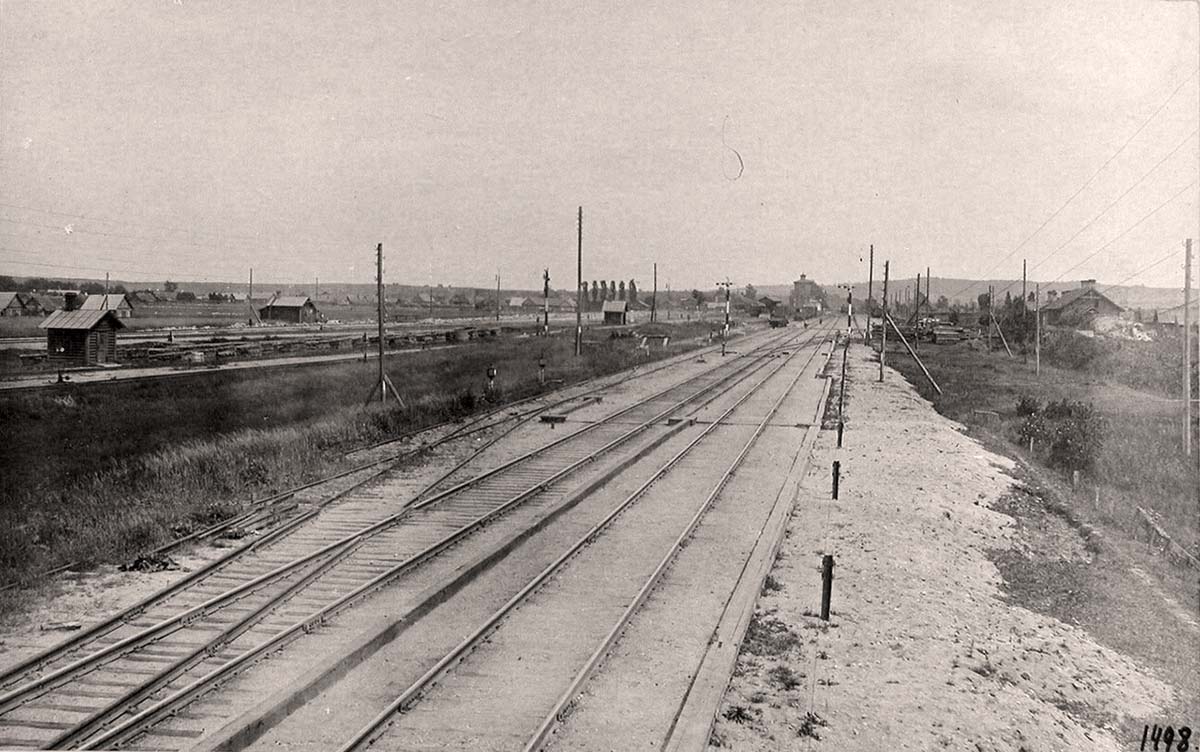 Alytus. Olita station, view of the station and the railway (from the side of Kovno)